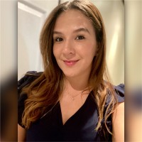 Melanie León Email
