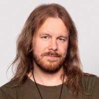 Arjen Meek Email & Phone Number