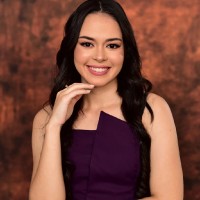 Larissa Sousa Email
