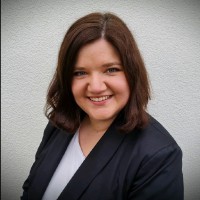 Julia Spahl Email