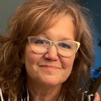 Shelley Hufton Email & Phone Number