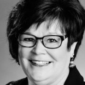 Knutson+Casey Employee Nancy Dorn's profile photo