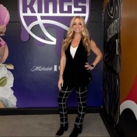Ashley Oakes Email & Phone Number