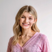 Pause Studio Employee Amanda Johnson's profile photo