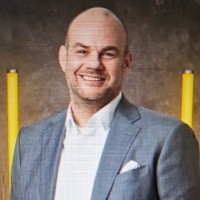 Dennis Stieglitz-Jungclaus Email