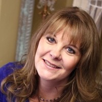 Rose & Blossom Employee Terri O'Connor's profile photo