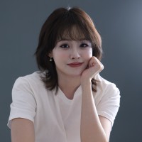 Yuxi Liu Email & Phone Number