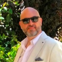 Mauro Giuriola Email