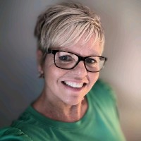 Highland Capital Brokerage Employee Dawn Buckley's profile photo