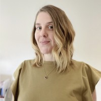 Carly Knowles Email & Phone Number