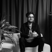 Perplexity AI Employee Henry Modisett's profile photo