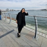 Yalda Raeisi Email