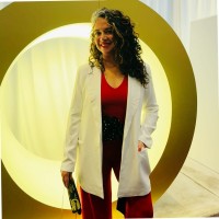 E-mail e número de telefone de Maxine Vazquez