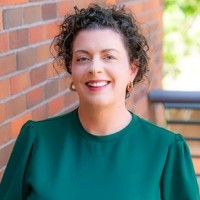 Kelly Robb Email & Phone Number