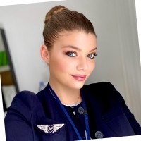 Alexia Esteban Email