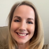 Chelsea Lowes Email & Phone Number