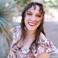 Arrow Components Employee Reginia Deen's profile photo