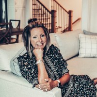 Front Porch Real Estate Employee Nicole Locke's profile photo