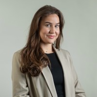 Siina L. Email