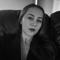 Angela Milkovska Email