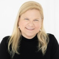 Locally Employee Karen Sage's profile photo