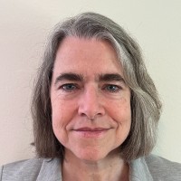 Daphne Holden Email & Phone Number