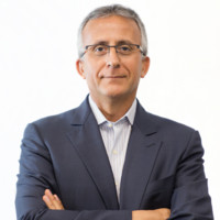 Oscar Hernán Flores Garcés Email