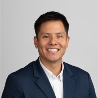 Exencial Wealth Advisors Employee Abraham Olalde's profile photo