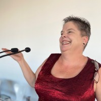 Sandra Davies Email