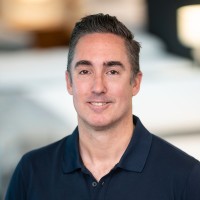 E-mail e número de telefone de Cameron van Den Dungen