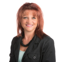 Michelle Kunderer Email & Phone Number