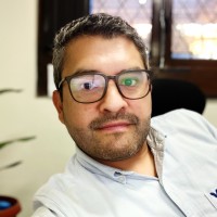 Andrés Varas Ramírez Email