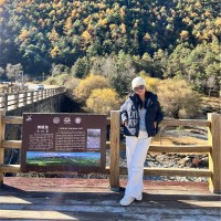 J.D. Everest Employee Co Nguyen's profile photo