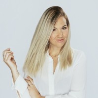 Laura Maroto Email