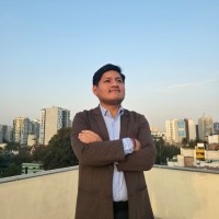 Luciano Laurencio Email