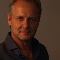 Frank Hering Email