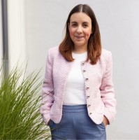 SCHMITZ Employee Juliane Couto's profile photo
