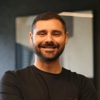 Lucas Magalhães Email & Phone Number