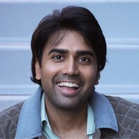 Price.com Employee RJ Jain's profile photo