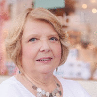 Linda Uller Email & Phone Number