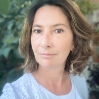 Helene Genetet Email