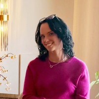Eileen Lyons Email