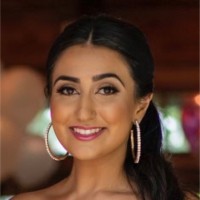 Saks Fifth Avenue Employee Mira Bhatia's profile photo
