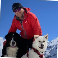 Stefan Bachofner Email