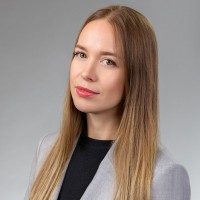 Olena Popova Email