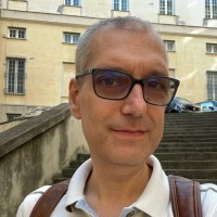 Roberto Milani Email