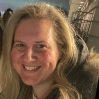 Alexandra Zagmout Email