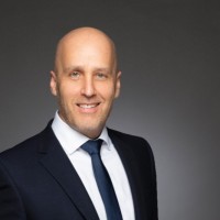 Thomas Kneubuehler Email