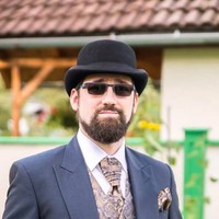 Samuel Hudec Email