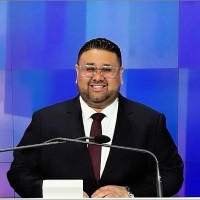 Ponce Bank Employee Douglas Romero's profile photo